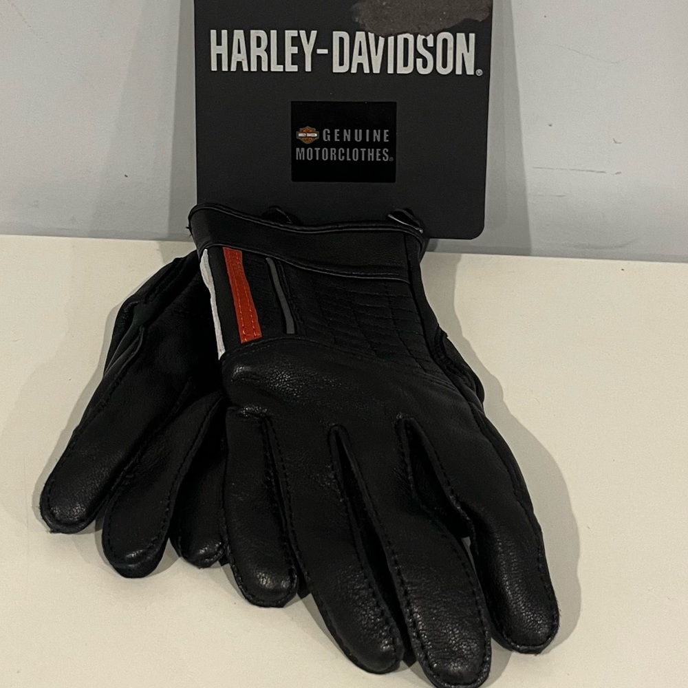 Harley-Davidson Black Leather Gloves with Red Accent